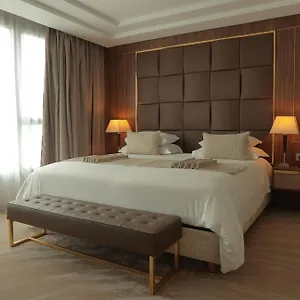 Le Palace D'anfa Hotel